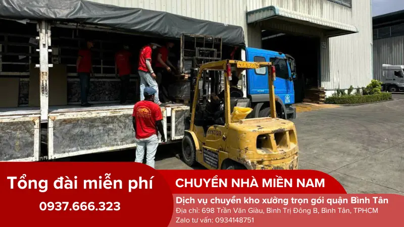 Nhân viên CNMN di dời nhà xưởng