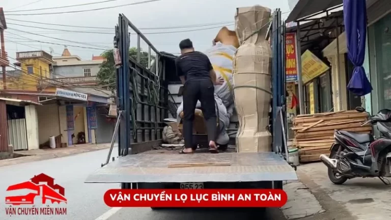 Vận chuyển lọ lục bình an toàn khi chuyển nhà