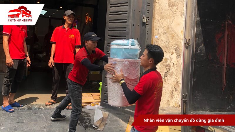 Đội ngũ nhân viên tận tâm chuyên nghiệp