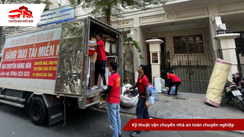 Hệ thống taxi tải vận chuyển đa dạng hiện đại