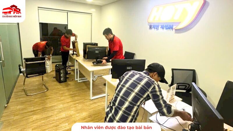 Nhân viên được đào tạo bài bản từ kỹ năng đến chuyên môn
