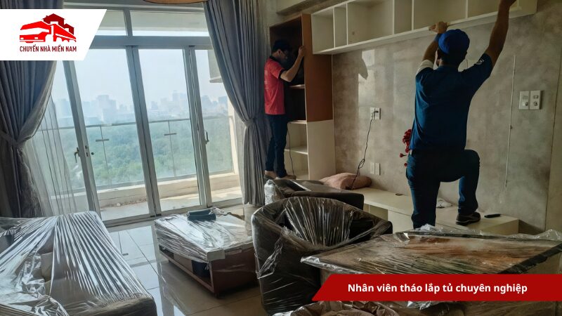 Nhân viên tháo lắp tủ chuyên nghiệp