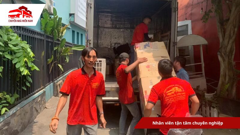 Đội ngũ nhân viên Chuyển Nhà Miền Nam tận tâm