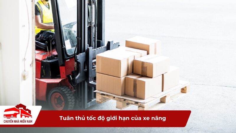 Tuân thủ tốc độ giới hạn của xe nâng