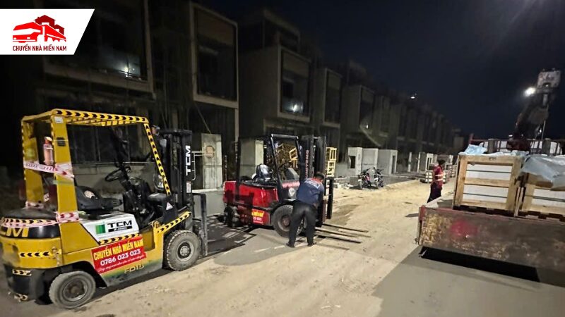 dịch vụ rút ruột container chuyên nghiệp