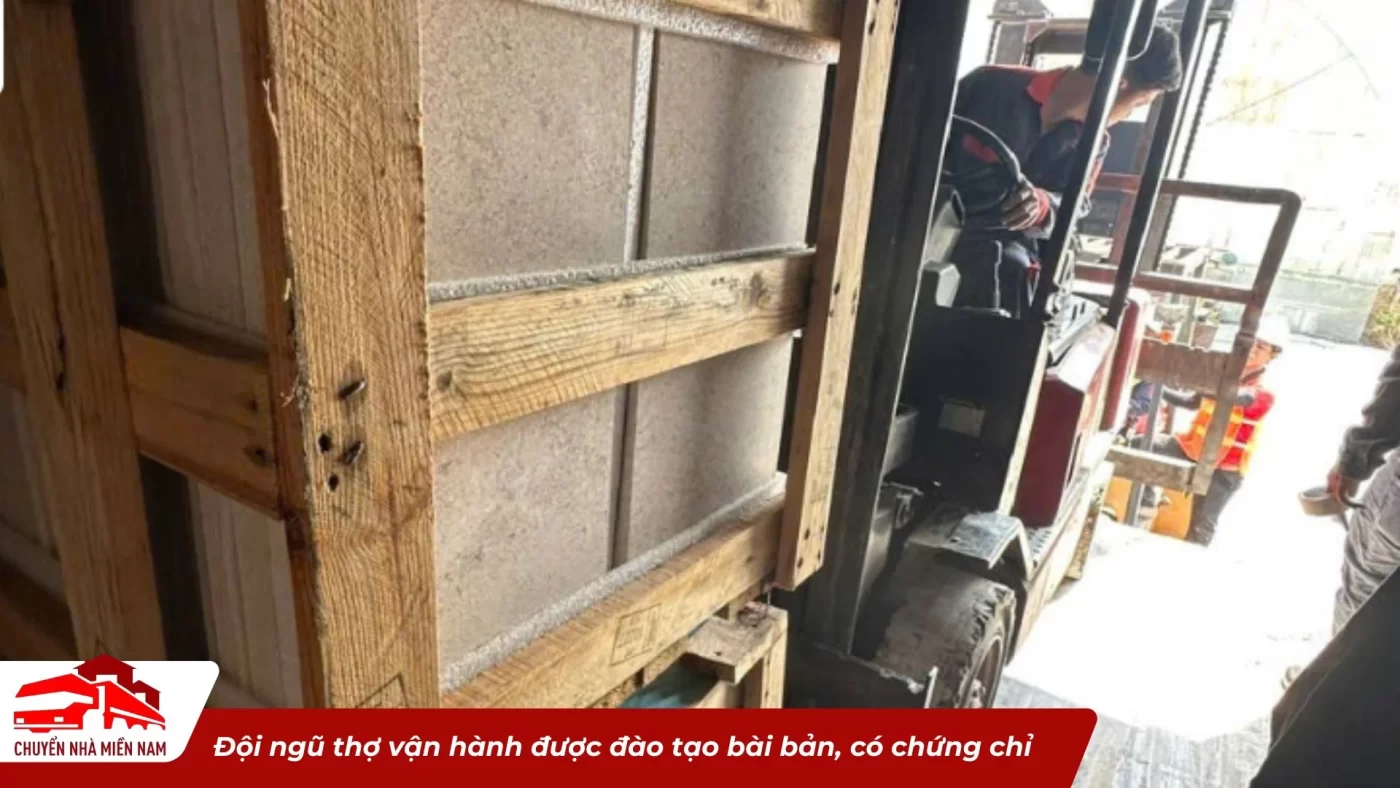 Đội ngũ thợ vận hành được đào tạo bài bản có chứng chỉ