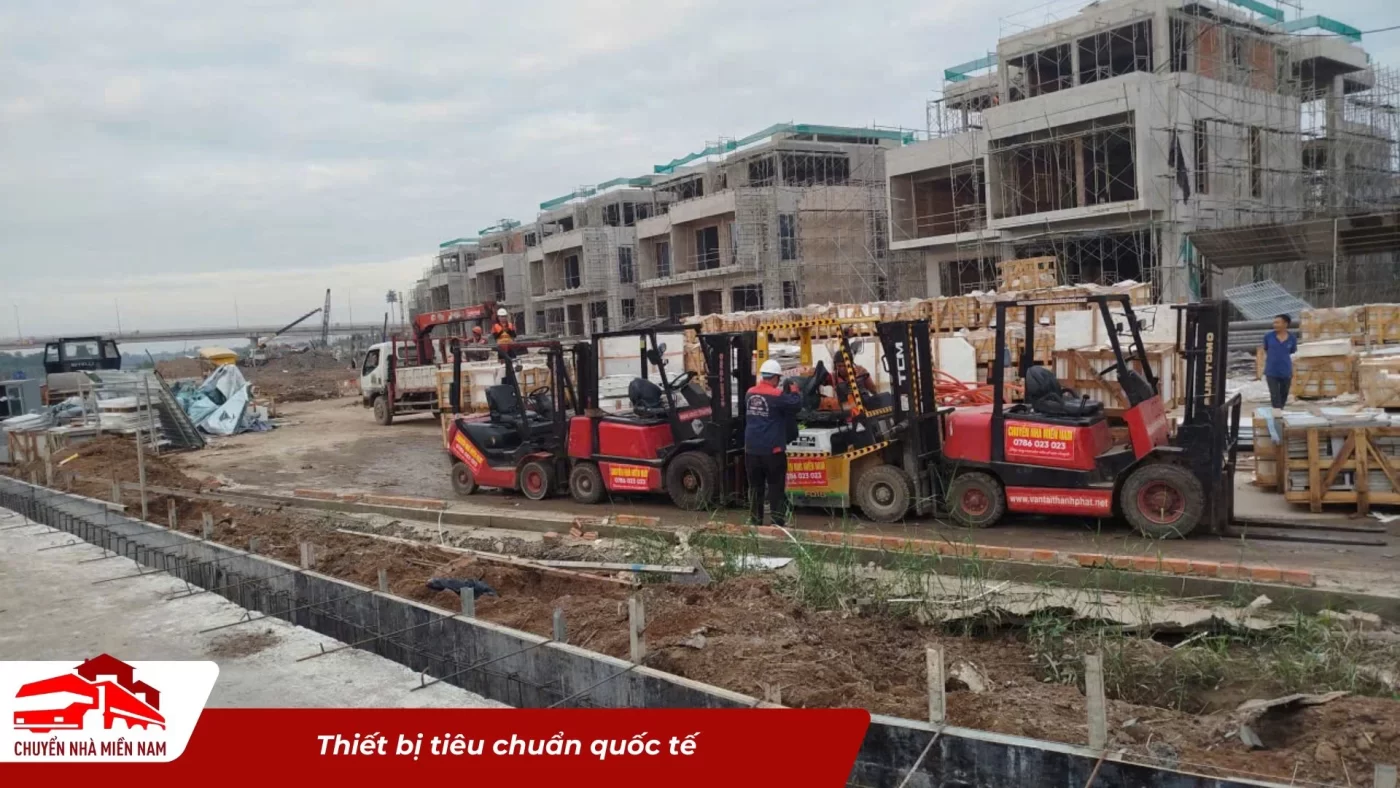 Thiết bị tiêu chuẩn quốc tế