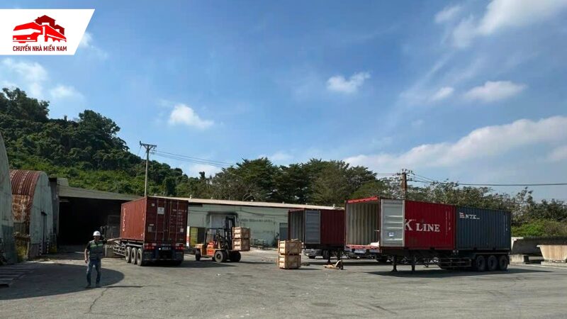 thực hiện đóng rút hàng container tại Đồng Nai