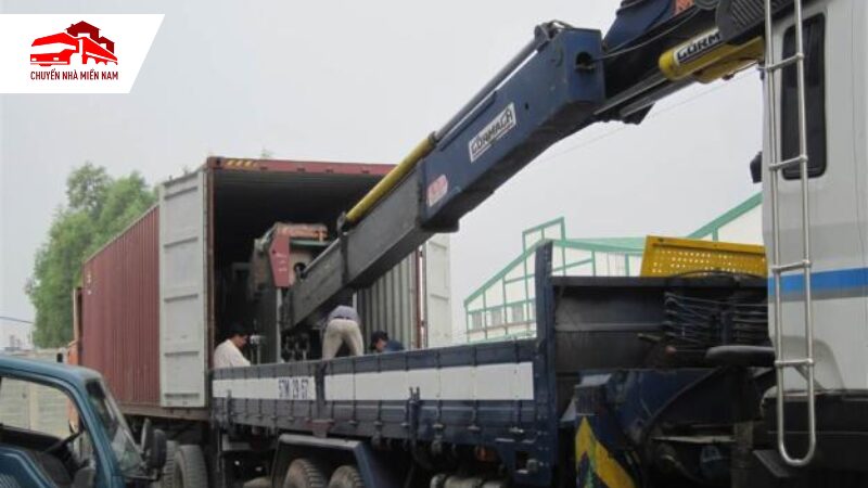 Xe cẩu hàng hoá đời mới