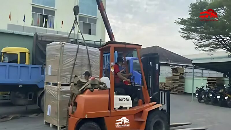 Máy móc di dời KCN Amata