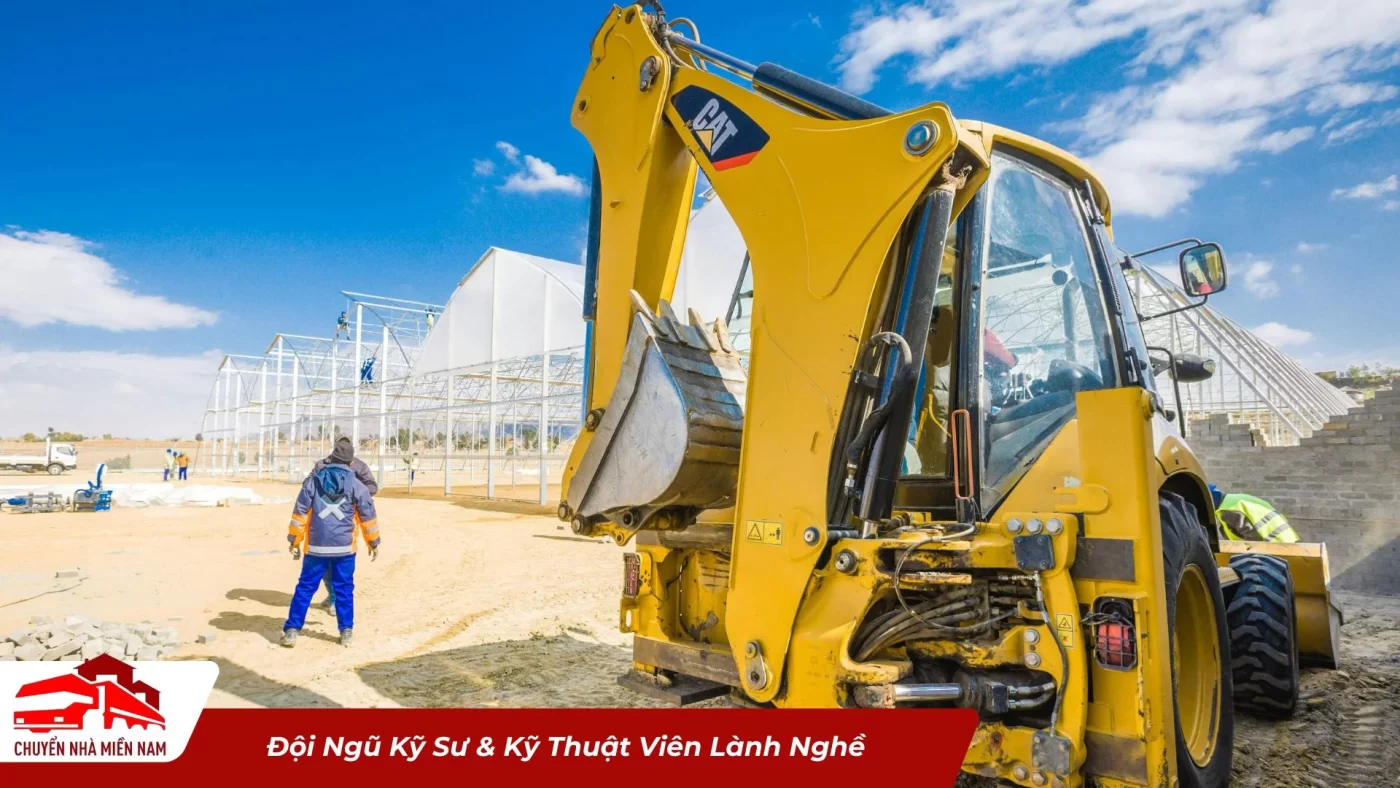 Đội ngũ kỹ sư và kỹ thuật viên lành nghề
